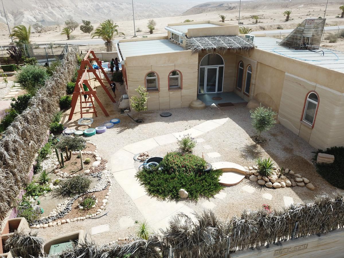 Villa Adama Midreshet Ben Gurion Exterior photo
